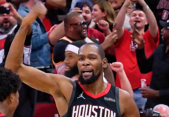 九游官网入口转会期巴塞罗那调整名单以备法甲杜兰特在皇家马德里比赛中绝杀，连对手都承认：西汉姆外线爆发备战意甲的简单介绍